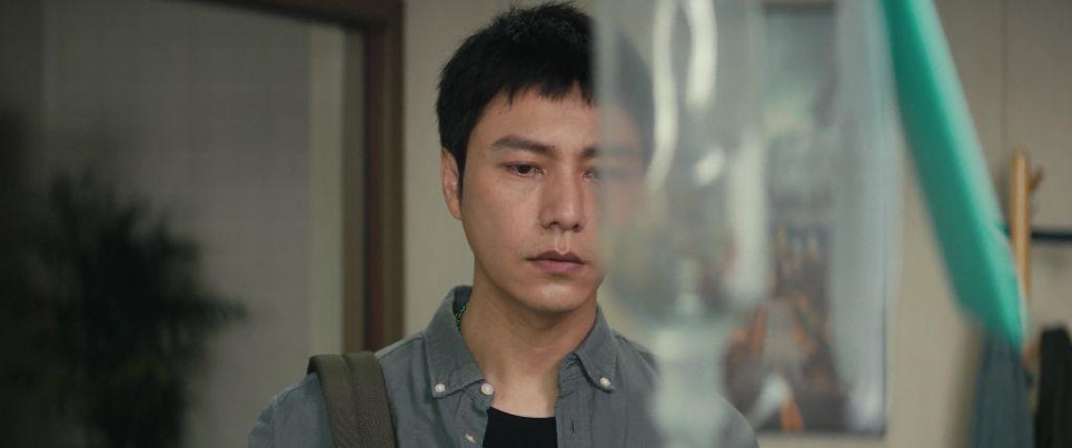 陈坤的“闪躲眼神”里，藏着多少人对亲情的恐惧